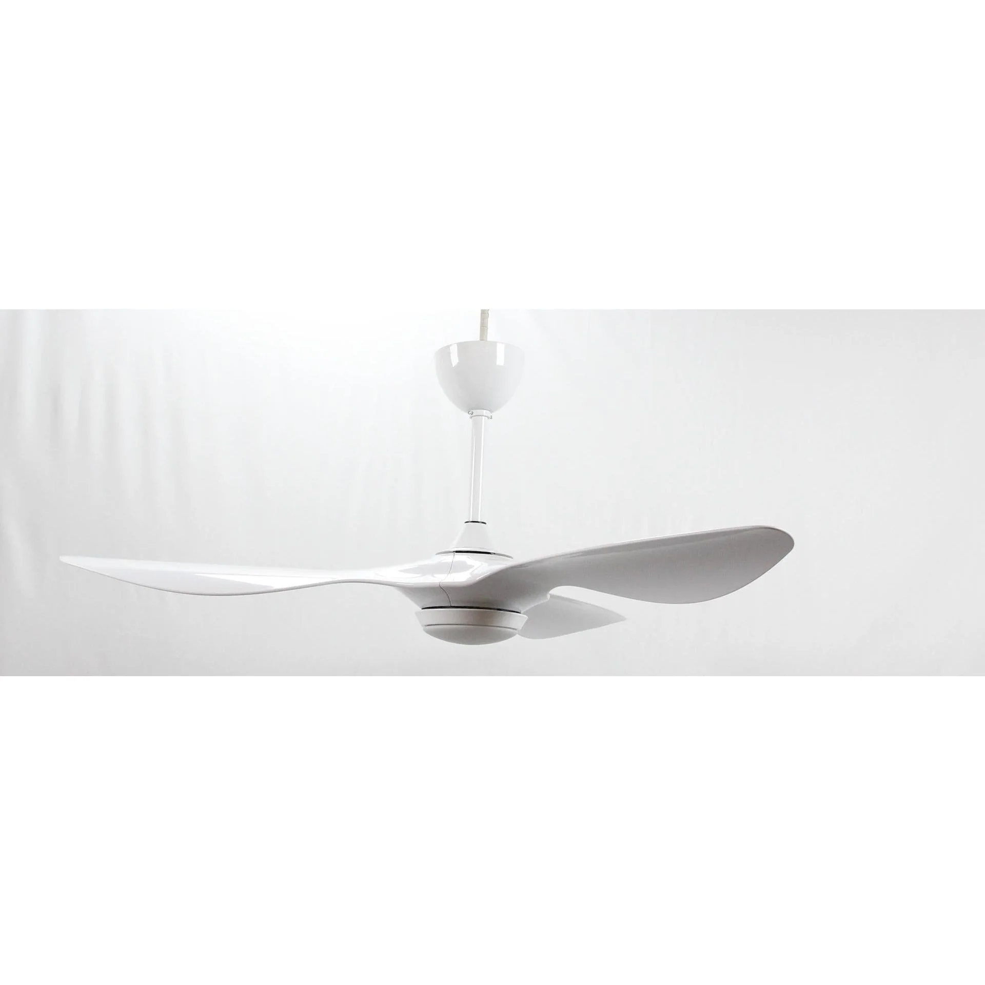 VENTILADOR LED DE TECHO 52" BLANCO 1L 12W 120V 3000K CON CONTROL REMOTO (DC MOTOR) - Imagen 4